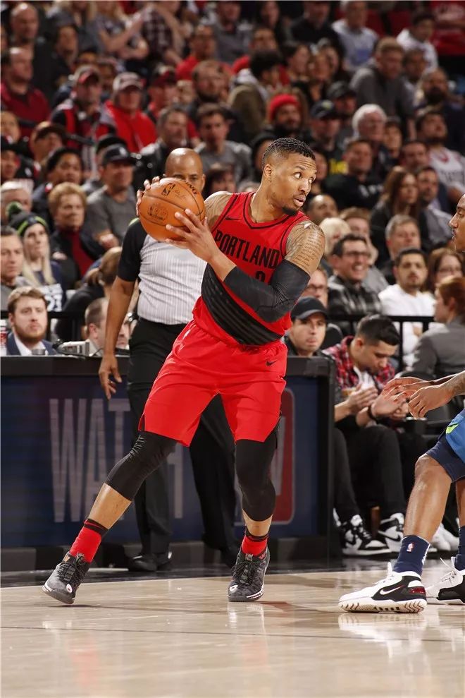 乐动app下载 -包含里程碑夜！摩纳哥扳平良机；NBA季后赛清晨刷纪录；赛场秩序良好；赛程密集仍需轮换的词条