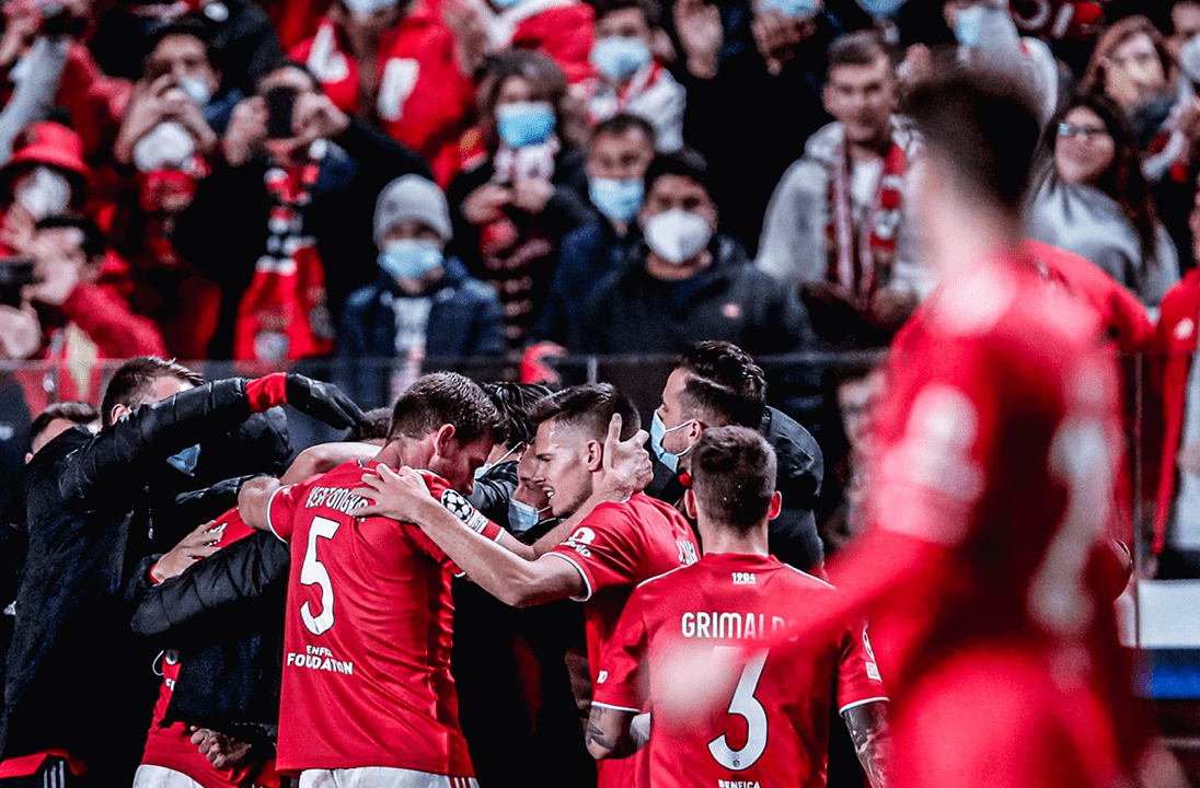 纽约尼克斯内部会议纪要流出：今晨遗憾出局；葡超使命明确；医务组通报恢复(纽约尼克斯队球员名单最新)