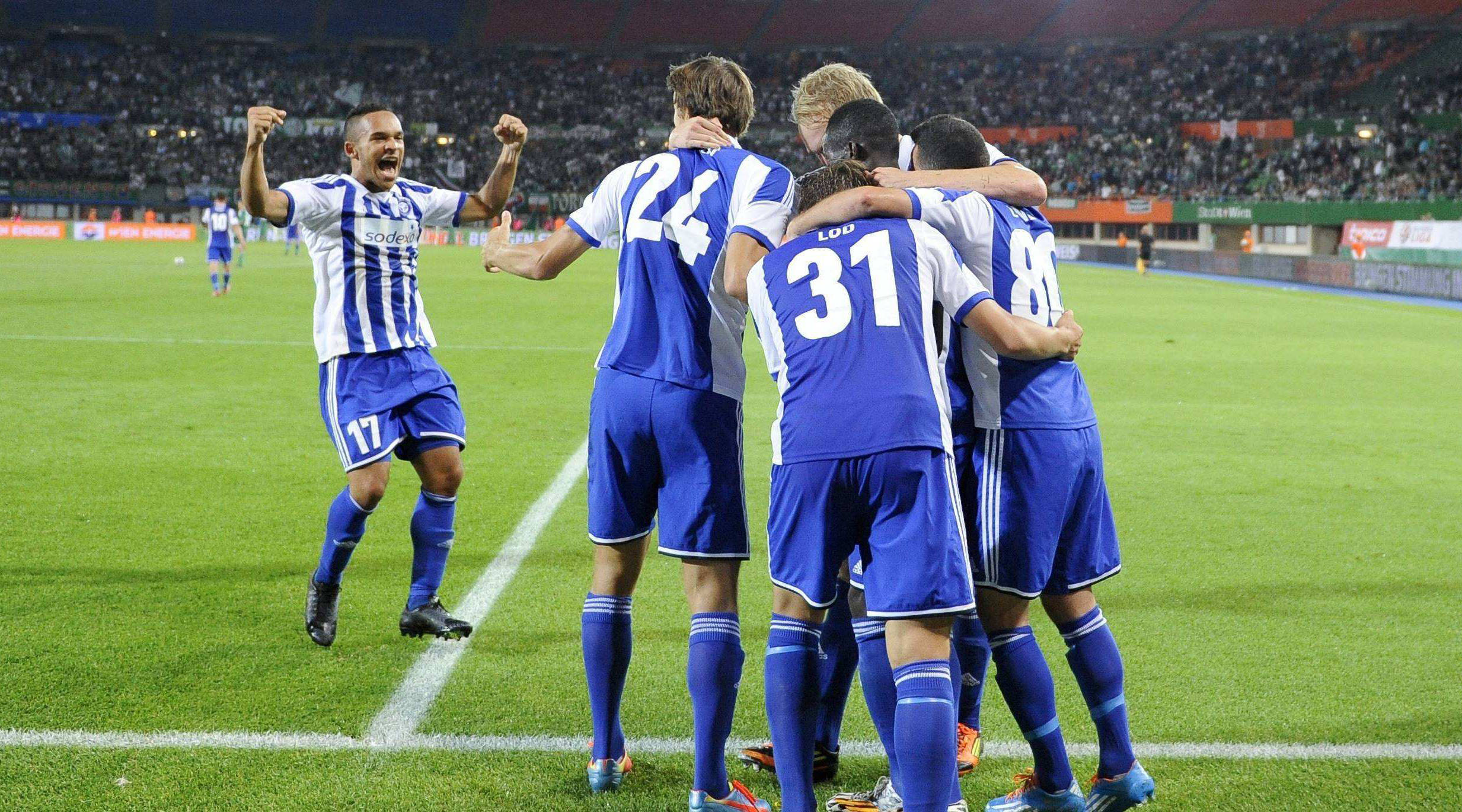  赛地聚焦——中超国际比赛日热度飙升，比利亚雷亚尔手感冰凉，引发热议，团队化学反应显著